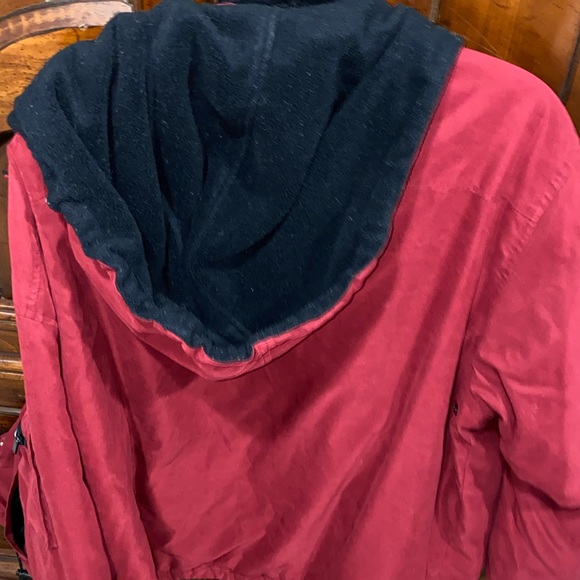 Jacket - Picture 6 of 10